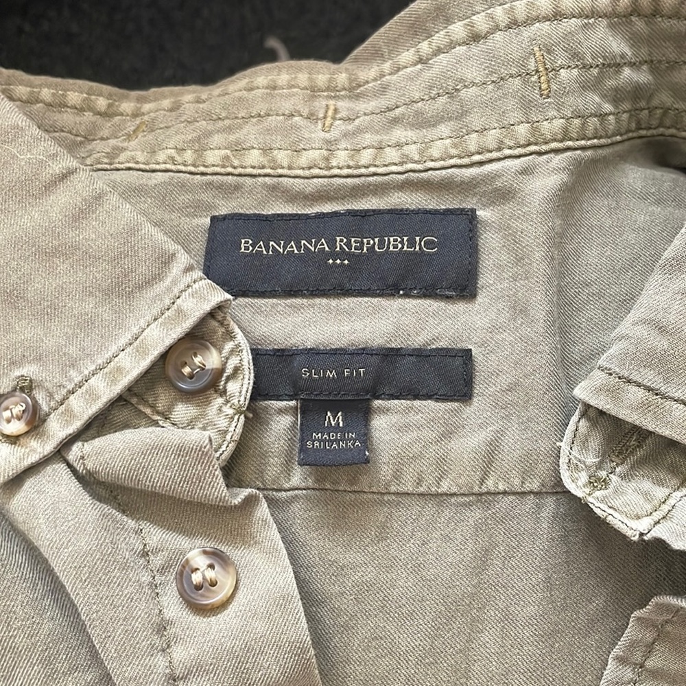 Banana Republic Slim Fit Short sleeve button Down